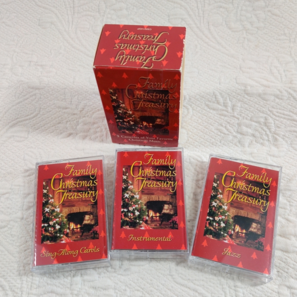Family Christmas Treasury 3 Cassettes Tapes Of Favorite Christmas Music Used